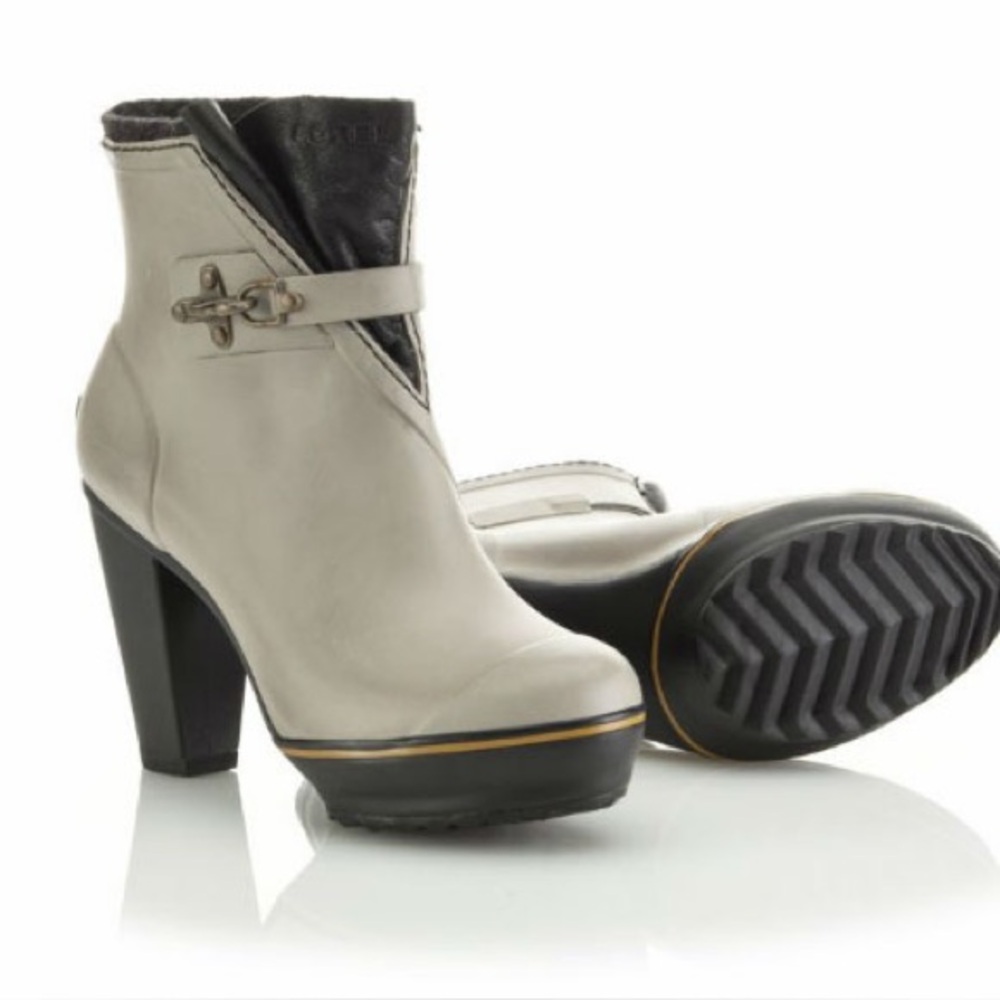 Sorel Medina Size 6 Taupe Grey Black Heeled Rubber Ankle Rain Boot New with box